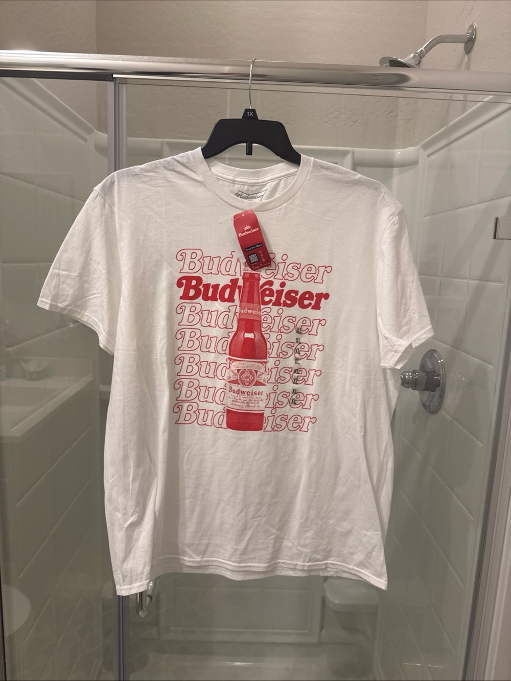 Budweiser White & Red Graphic Tee - Men